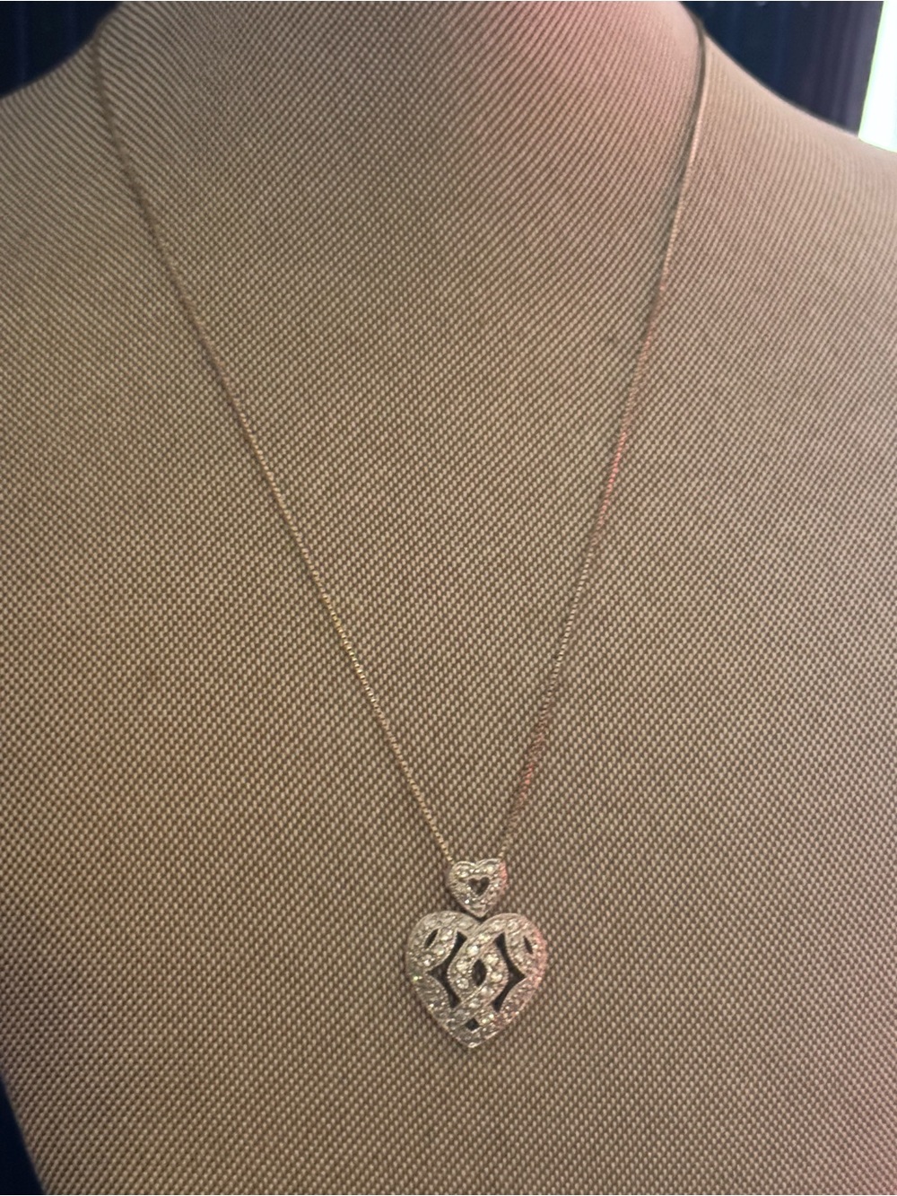 Delicate Heart Pendant Necklace in Silver-Tone, marked 925